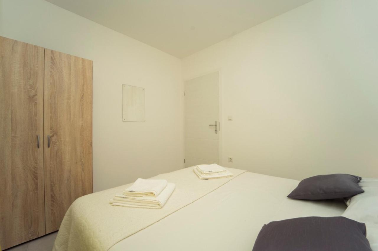 Svema Apartman Vela Luka Esterno foto